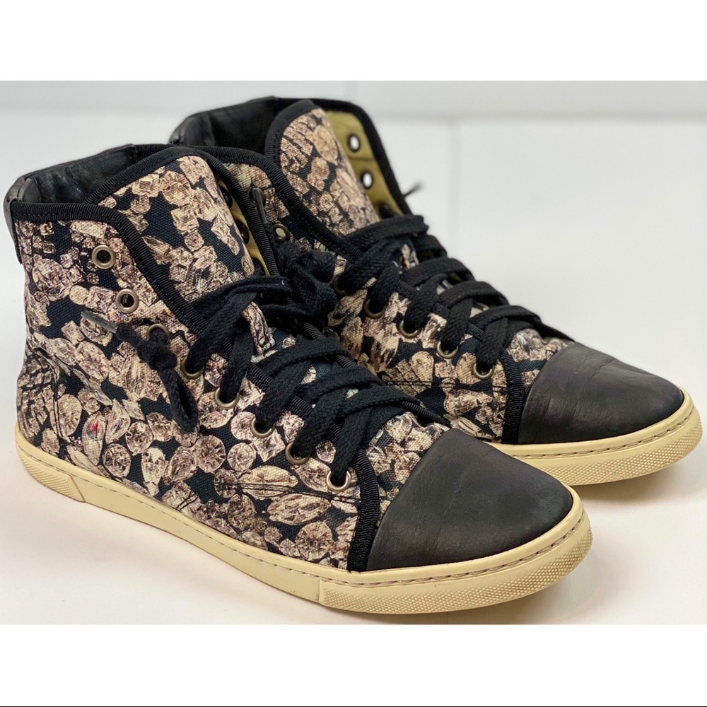 Lanvin Diamond Print Canvas Sneakers, size 38EU - Picture 2 of 12